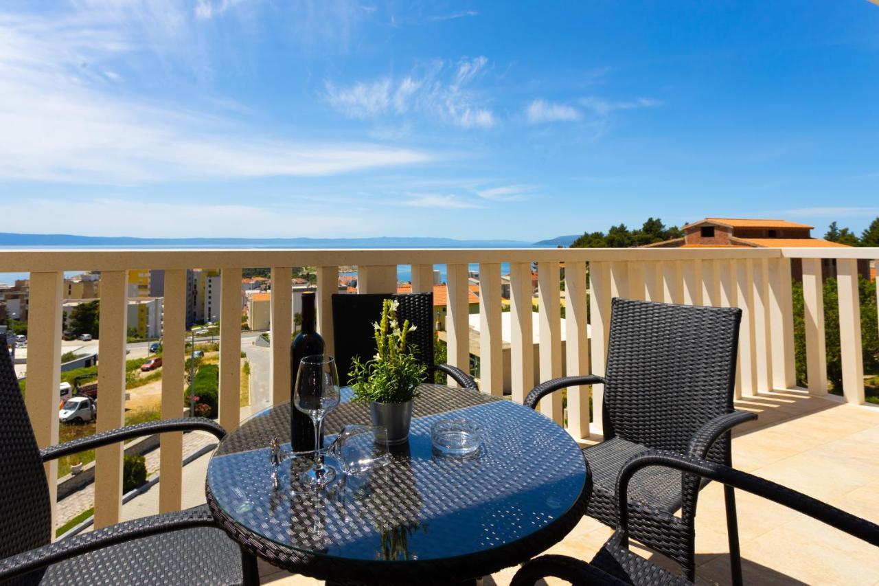 Apartments Jasa Deluxe Макарска Екстериор снимка