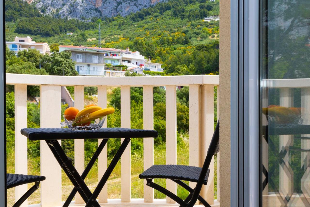 Apartments Jasa Deluxe Макарска Екстериор снимка