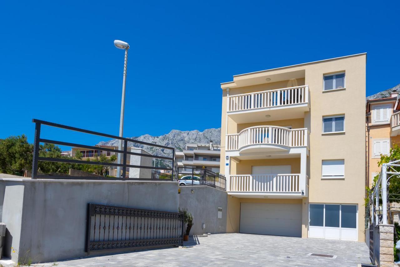 Apartments Jasa Deluxe Макарска Екстериор снимка