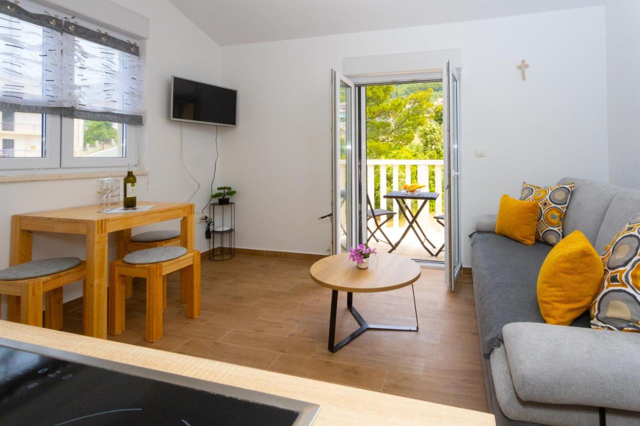 Apartments Jasa Deluxe Макарска Екстериор снимка