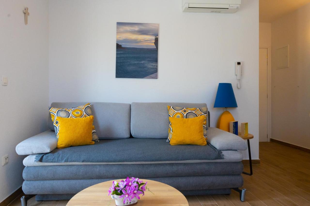 Apartments Jasa Deluxe Макарска Екстериор снимка